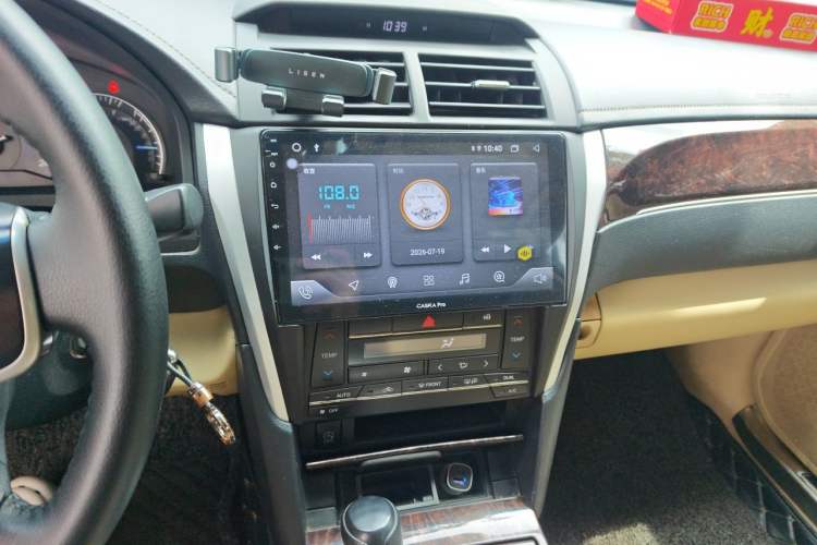 Used Toyota Camry 2016 2.0E 10th Anniversary Elite Edition Audio And AC Panel