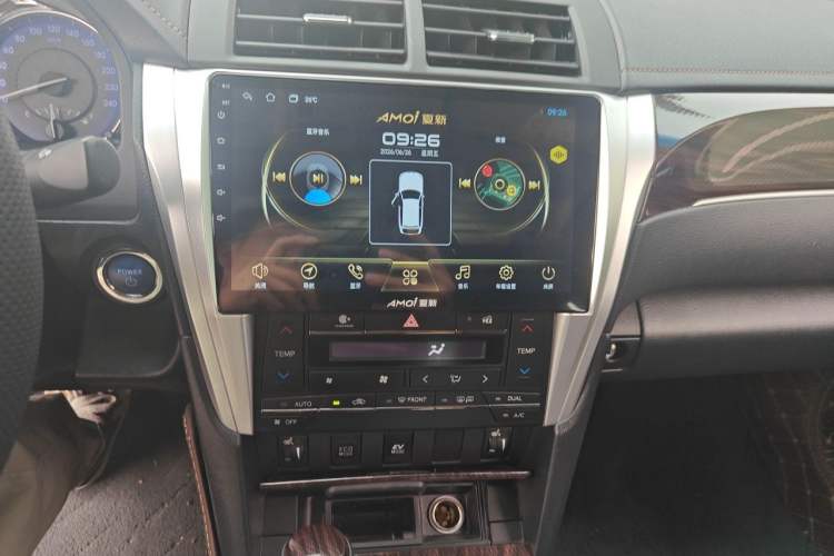 Used Toyota Camry 2016 Dual-Engine 2.5 HG 10th Anniversary Deluxe Navigation Edition Audio And AC Panel