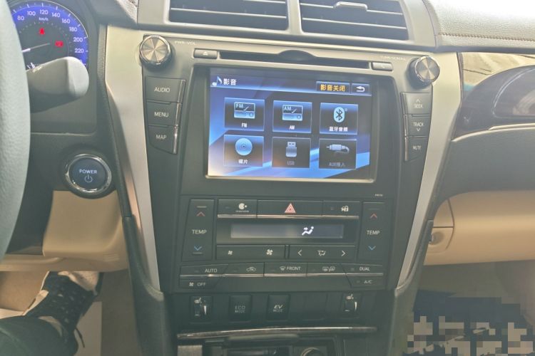 Used Toyota Camry 2016 Dual-Engine 2.5 HG 10th Anniversary Deluxe Navigation Edition Audio And AC Panel