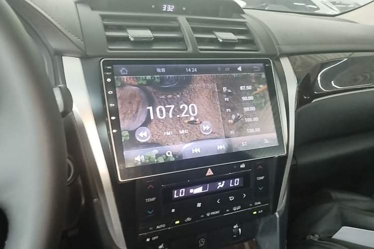 Used Toyota Camry 2016 2.0G 10th Anniversary Leading Edition Audio And AC Panel