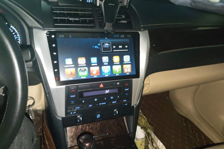 Used Toyota Camry 2016 2.0G 10th Anniversary Leading Edition Audio And AC Panel