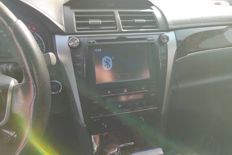 Used Toyota Camry 2016 2.5G 10th Anniversary Deluxe Navigation Edition Audio And AC Panel
