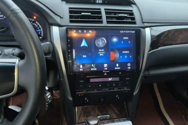 Used Toyota Camry 2016 2.0G 10th Anniversary Leading Edition Audio And AC Panel