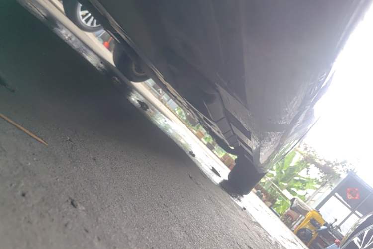 Used Toyota Camry 2016 Dual-Engine 2.5 HG 10th Anniversary Deluxe Navigation Edition Chassis Front Left