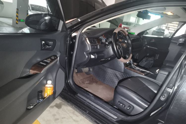 Used Toyota Camry 2016 2.0G 10th Anniversary Leading Edition Driver Seat