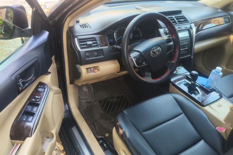 Used Toyota Camry 2016 2.0E 10th Anniversary Elite Edition Driver Seat