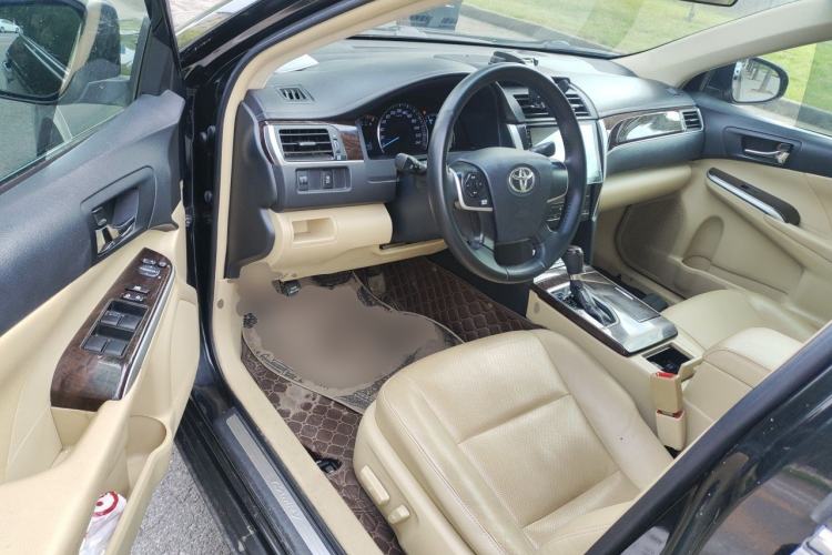 Used Toyota Camry 2016 2.0G 10th Anniversary Leading Edition Driver Seat