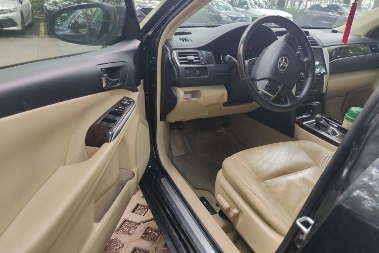 Used Toyota Camry 2016 2.0G 10th Anniversary Leading Edition Driver Seat
