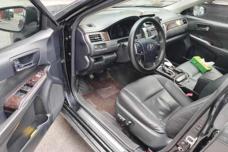 Used Toyota Camry 2016 2.0G 10th Anniversary Leading Edition Driver Seat