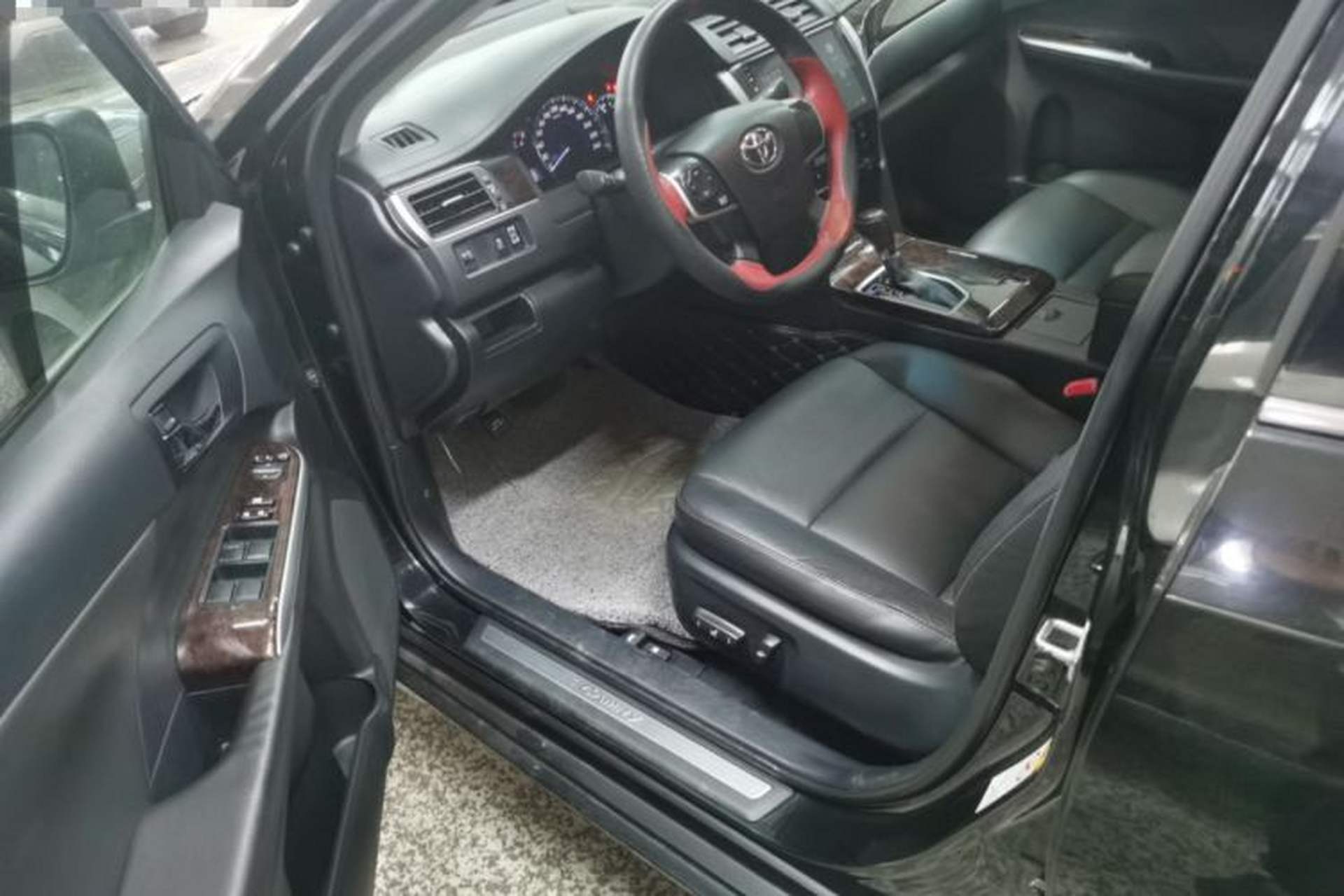 Used Toyota Camry 2016 2.0G 10th Anniversary Leading Edition Driver Seat