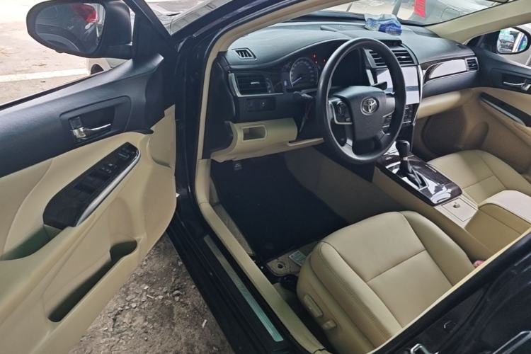 Used Toyota Camry 2016 2.0E 10th Anniversary Elite Edition Driver Seat