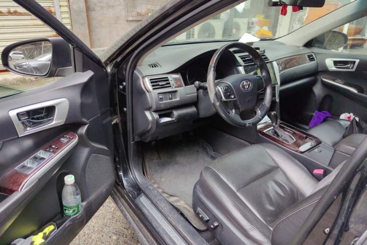 Used Toyota Camry 2016 2.0G 10th Anniversary Leading Edition Driver Seat