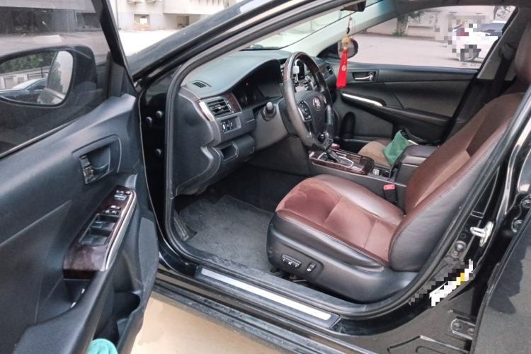 Used Toyota Camry 2016 2.5G 10th Anniversary Deluxe Navigation Edition Driver Seat