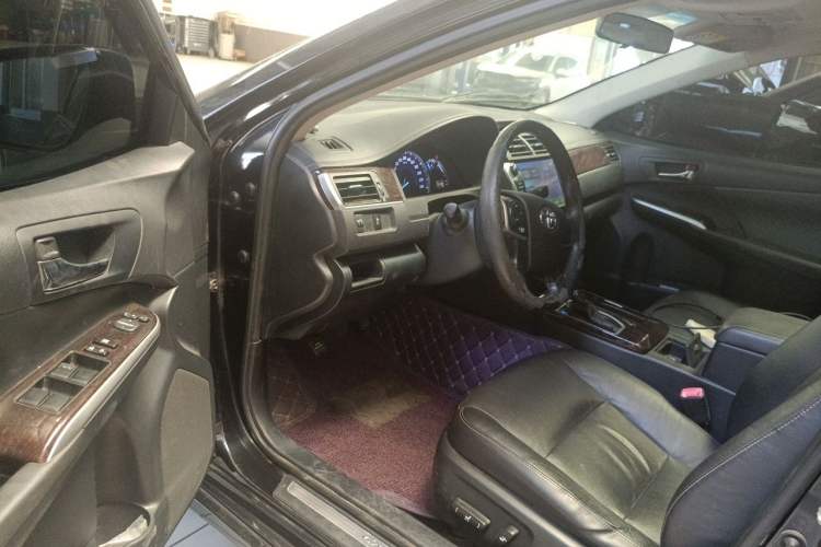 Used Toyota Camry 2016 2.0G 10th Anniversary Leading Edition Driver Seat
