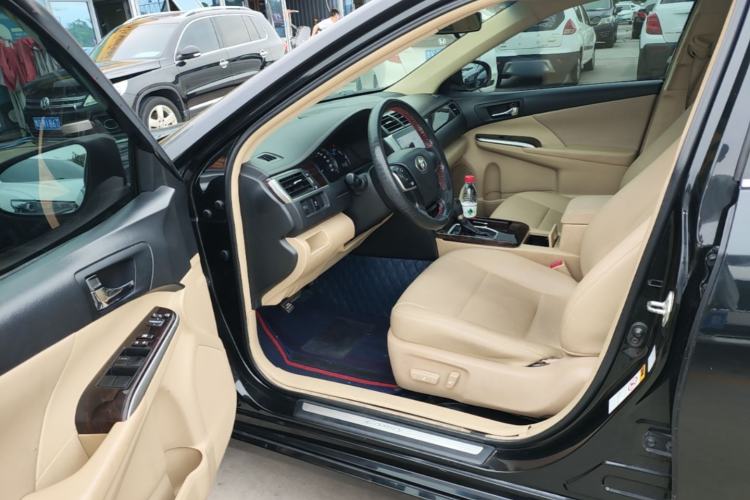 Used Toyota Camry 2016 2.0E 10th Anniversary Elite Edition Driver Seat