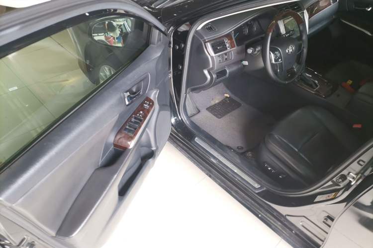 Used Toyota Camry 2016 2.0G 10th Anniversary Leading Edition Driver Seat
