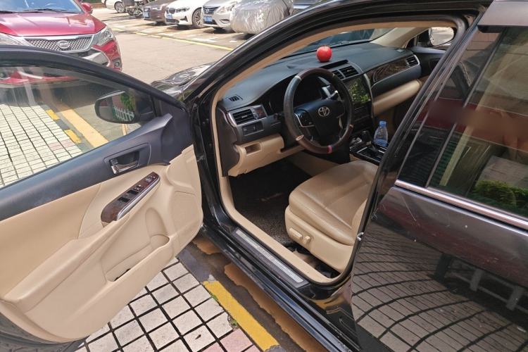 Used Toyota Camry 2016 2.0G 10th Anniversary Luxury Edition Driver Seat
