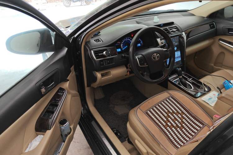 Used Toyota Camry 2016 2.0E 10th Anniversary Elite Edition Driver Seat