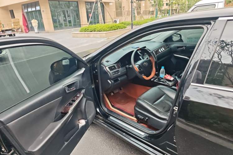 Used Toyota Camry 2016 2.0G 10th Anniversary Leading Edition Driver Seat