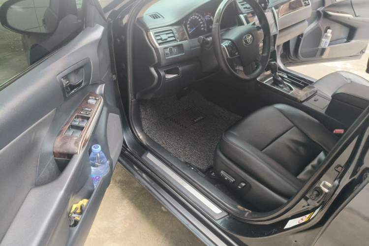 Used Toyota Camry 2016 2.0G 10th Anniversary Leading Edition Driver Seat