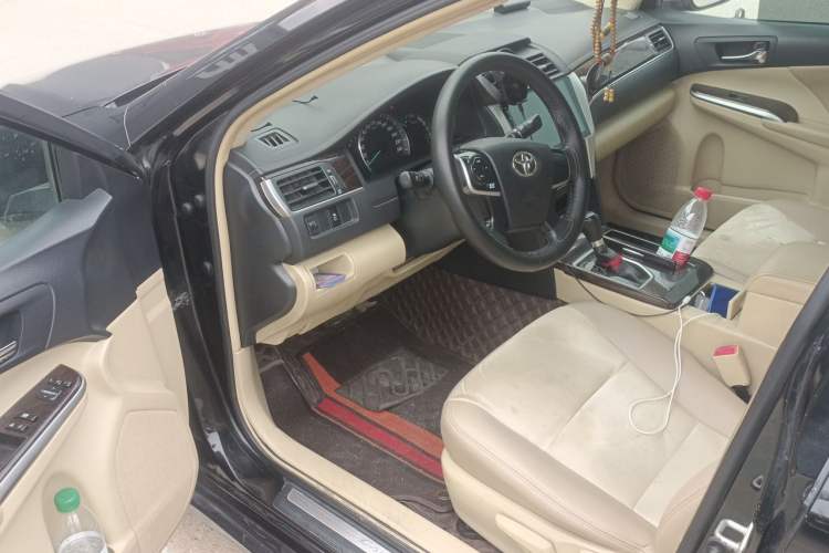 Used Toyota Camry 2016 2.0E 10th Anniversary Elite Edition Driver Seat