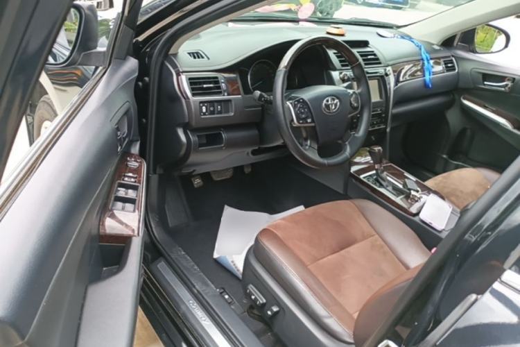 Used Toyota Camry 2016 2.0G 10th Anniversary Luxury Edition Driver Seat