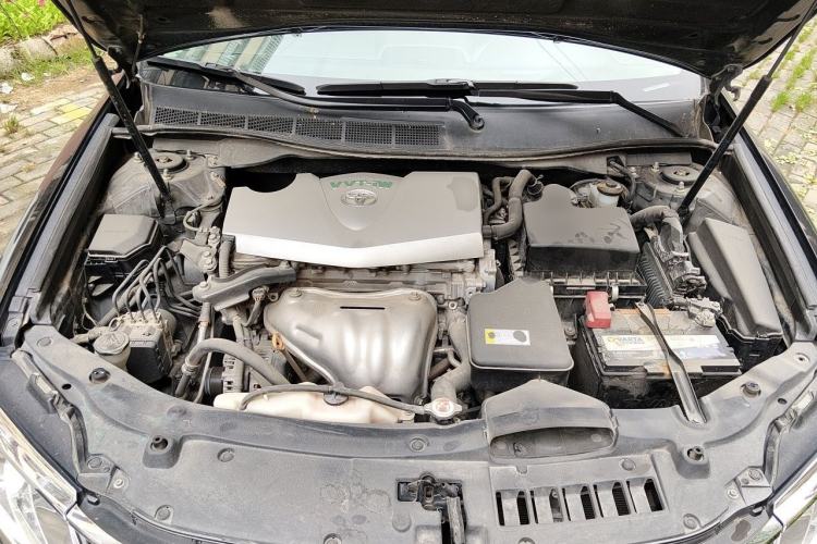 Used Toyota Camry 2016 2.0G 10th Anniversary Leading Edition Engine Bay