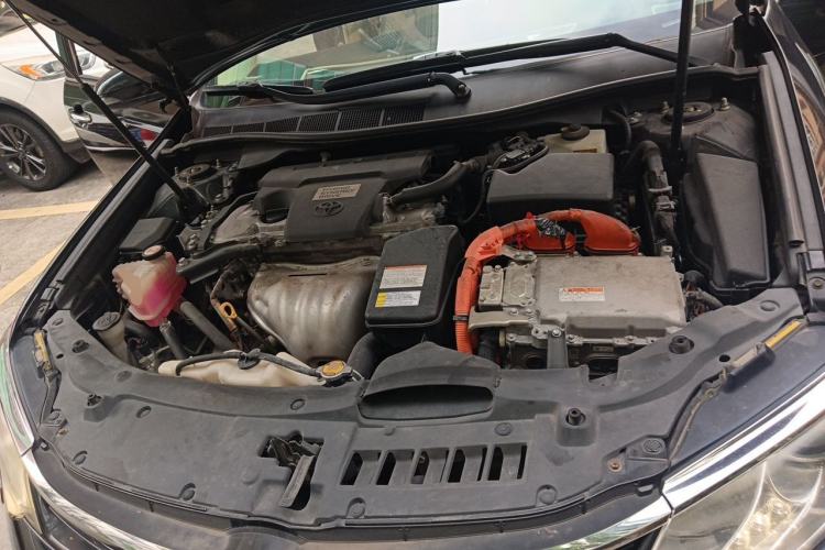 Used Toyota Camry 2016 Dual-Engine 2.5 HG 10th Anniversary Deluxe Navigation Edition Engine Bay