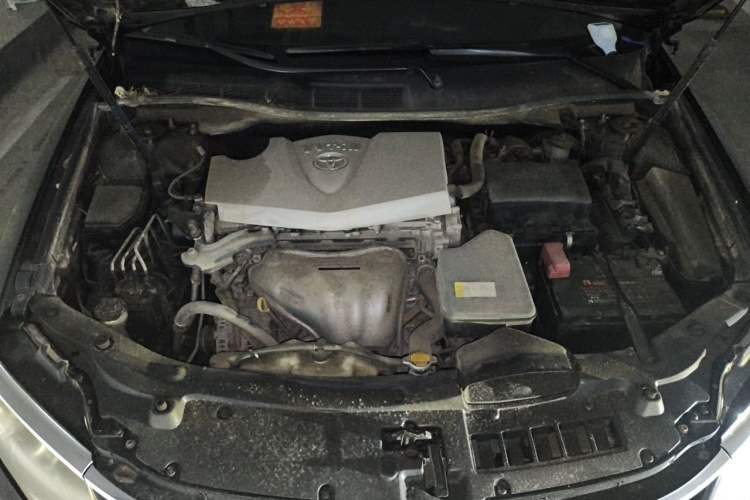 Used Toyota Camry 2016 2.0G 10th Anniversary Leading Edition Engine Bay
