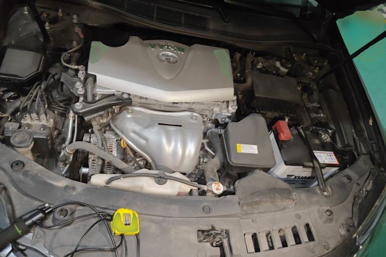 Used Toyota Camry 2016 2.0G 10th Anniversary Leading Edition Engine Bay