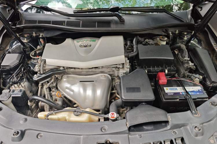 Used Toyota Camry 2016 2.0G 10th Anniversary Leading Edition Engine Bay