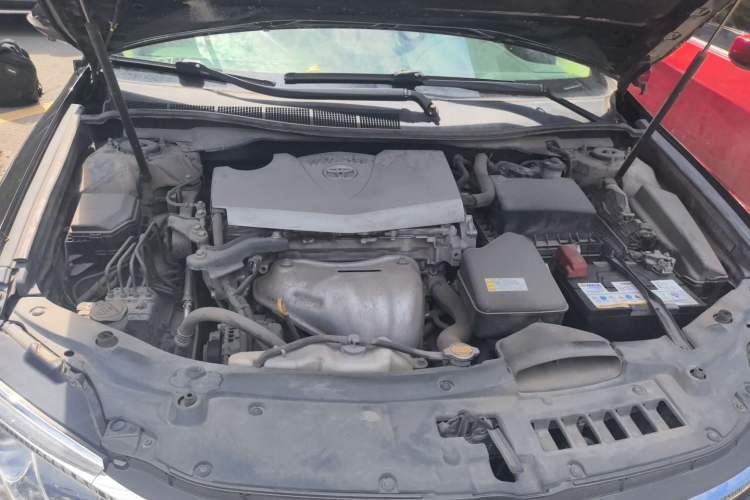 Used Toyota Camry 2016 2.0G 10th Anniversary Leading Edition Engine Bay