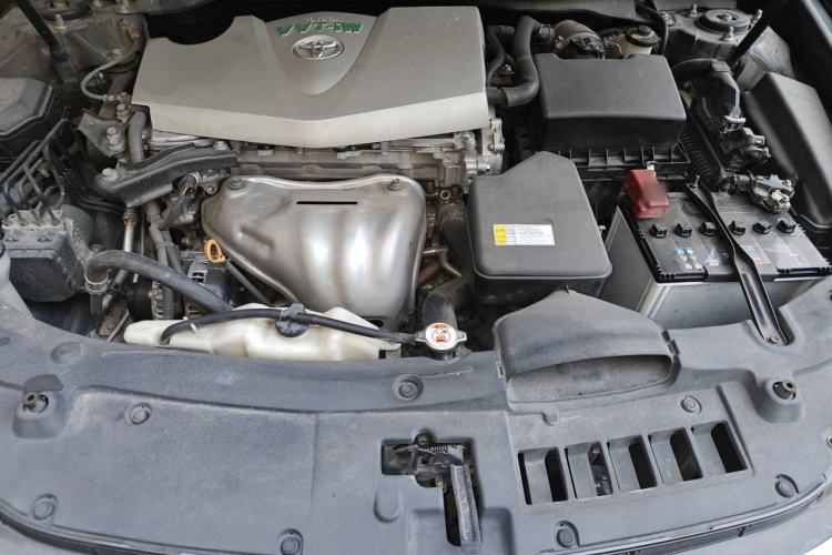 Used Toyota Camry 2016 2.0G 10th Anniversary Leading Edition Engine Bay