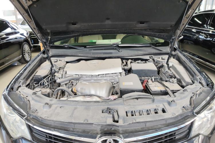 Used Toyota Camry 2016 2.0G 10th Anniversary Leading Edition Engine Bay