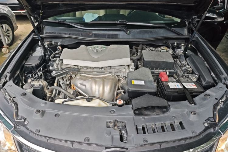 Used Toyota Camry 2016 2.0E 10th Anniversary Elite Edition Engine Bay