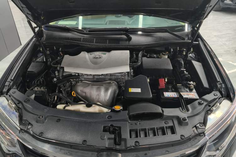 Used Toyota Camry 2016 2.0G 10th Anniversary Leading Edition Engine Bay