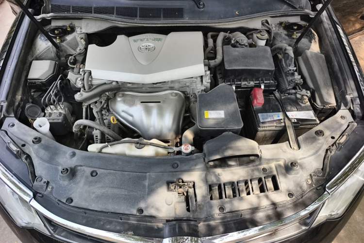 Used Toyota Camry 2016 2.0G 10th Anniversary Leading Edition Engine Bay