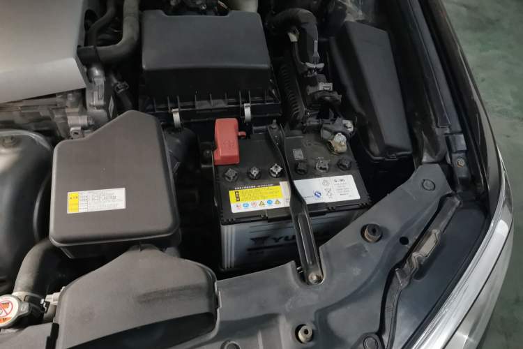 Used Toyota Camry 2016 2.0G 10th Anniversary Leading Edition Engine Bay Left