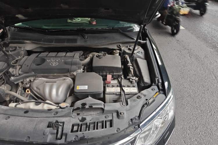 Used Toyota Camry 2016 2.5G 10th Anniversary Deluxe Navigation Edition Engine Bay Left