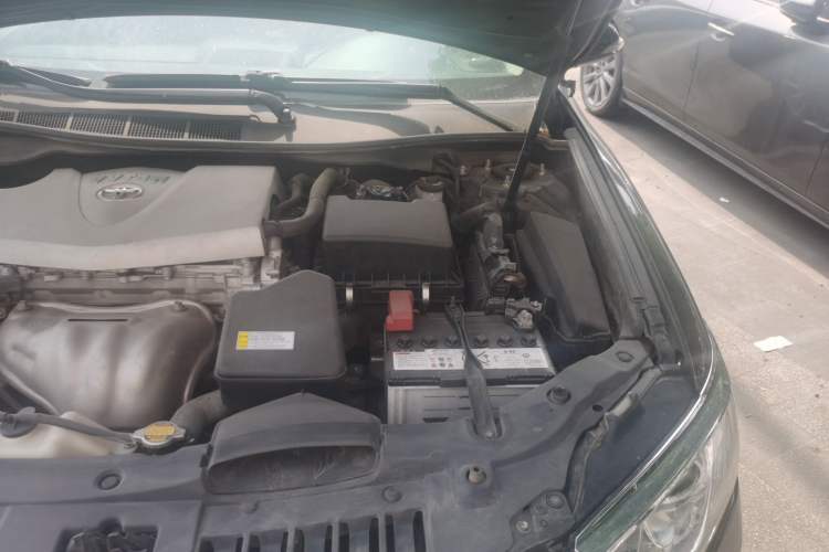 Used Toyota Camry 2016 2.0E 10th Anniversary Elite Edition Engine Bay Left