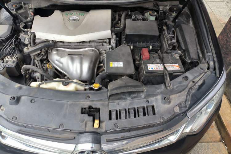 Used Toyota Camry 2016 2.0E 10th Anniversary Elite Edition Engine Bay Left