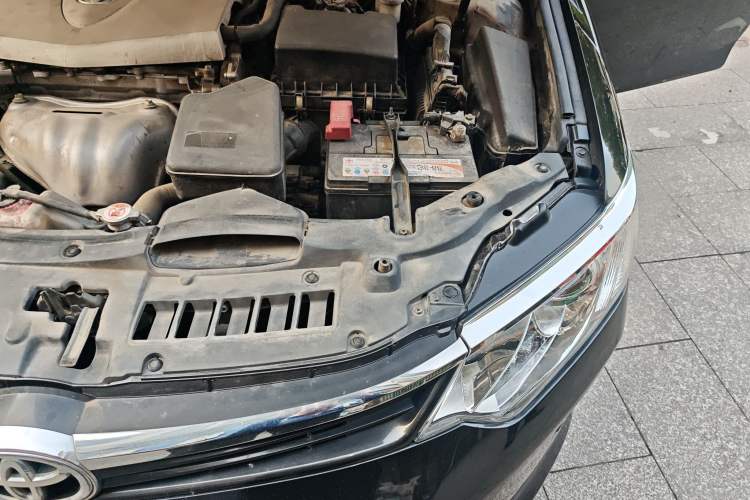 Used Toyota Camry 2016 2.0G 10th Anniversary Leading Edition Engine Bay Left