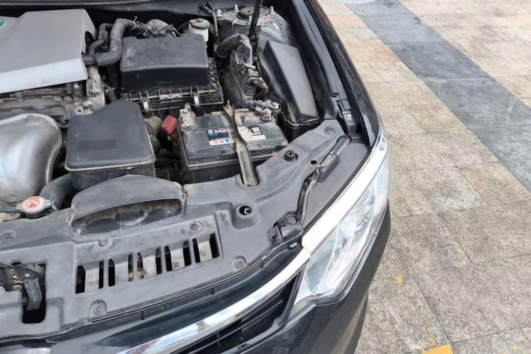 Used Toyota Camry 2016 2.0E 10th Anniversary Elite Edition Engine Bay Left