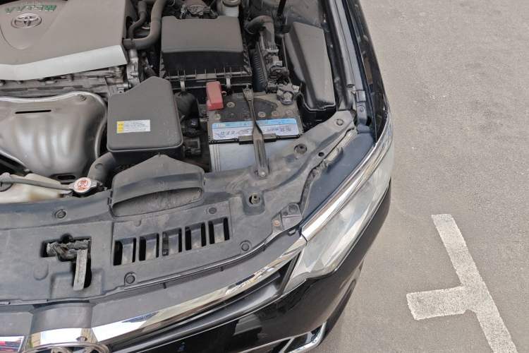 Used Toyota Camry 2016 2.0E 10th Anniversary Elite Edition Engine Bay Left