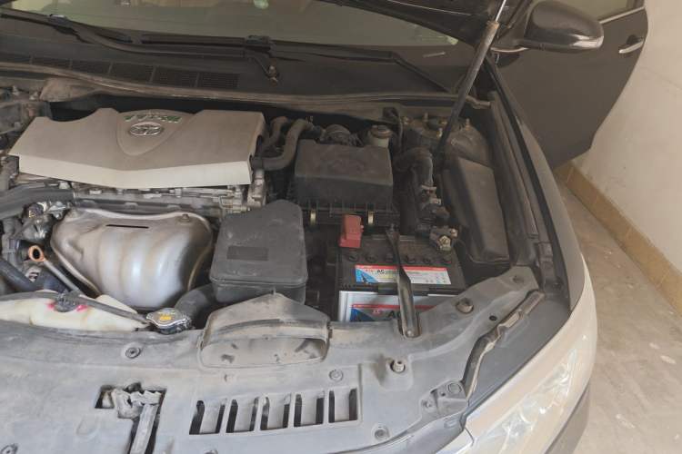 Used Toyota Camry 2016 2.0E 10th Anniversary Elite Edition Engine Bay Left