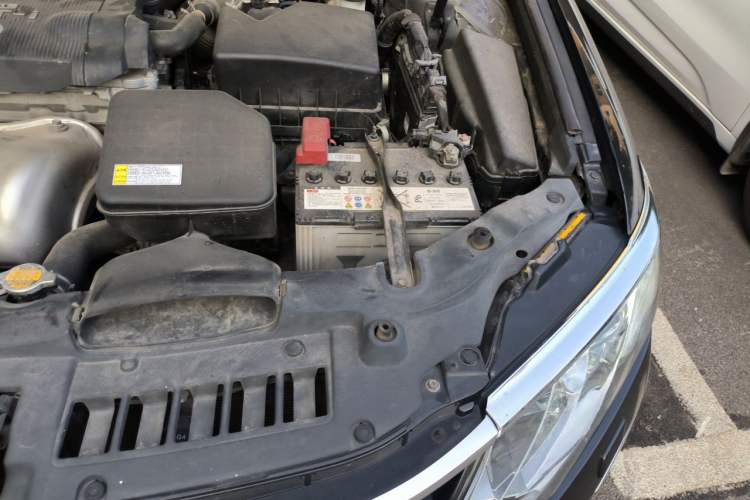 Used Toyota Camry 2016 2.5G 10th Anniversary Deluxe Navigation Edition Engine Bay Left