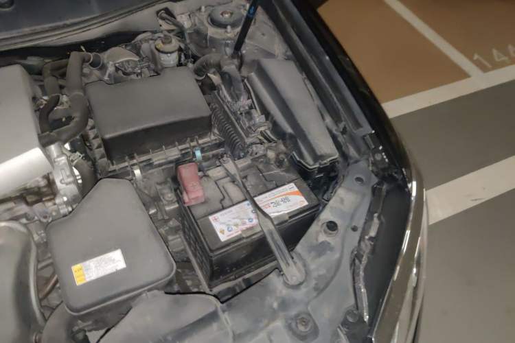 Used Toyota Camry 2016 2.0G 10th Anniversary Leading Edition Engine Bay Left