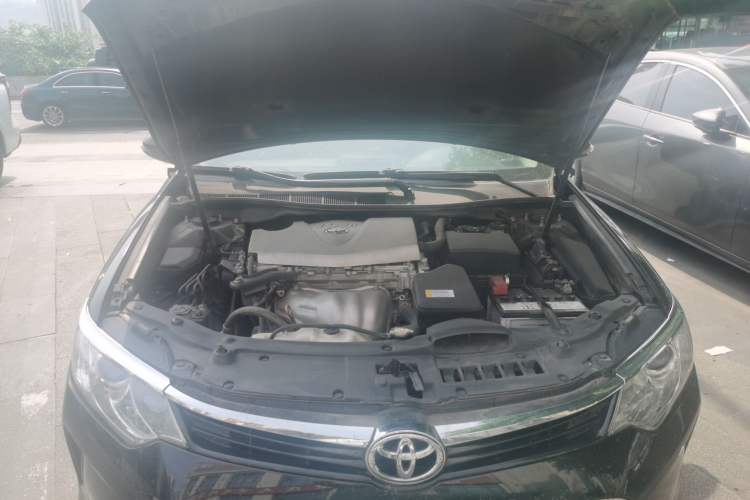 Used Toyota Camry 2016 2.0E 10th Anniversary Elite Edition Engine Bay