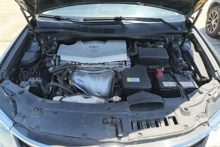 Used Toyota Camry 2016 2.0E 10th Anniversary Elite Edition Engine Bay