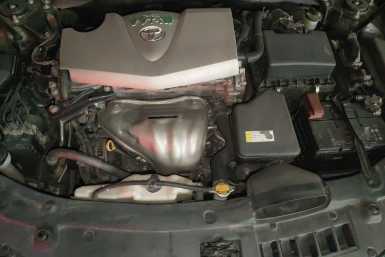 Used Toyota Camry 2016 2.0G 10th Anniversary Leading Edition Engine Bay